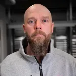 Teemu Rämä Oro Urakointi paidassa.